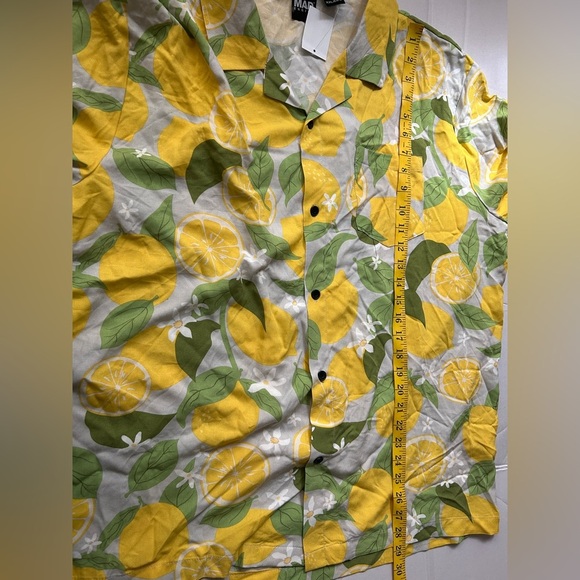 NWT Mad Engine Men’s Button Up Short Sleeve Shirt Size XXL Lemon Print - Picture 6 of 6
